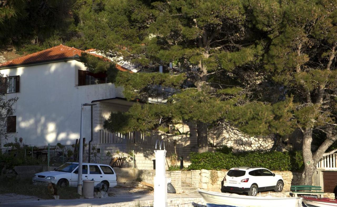 Apartments By The Sea Brela, Makarska - 16065 Exterior photo
